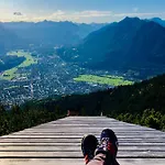 Alpine Escape With Mountain View * Garmisch-Partenkirchen