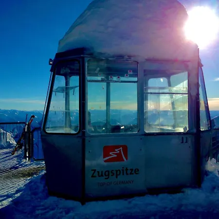 Alpine Escape With Mountain View