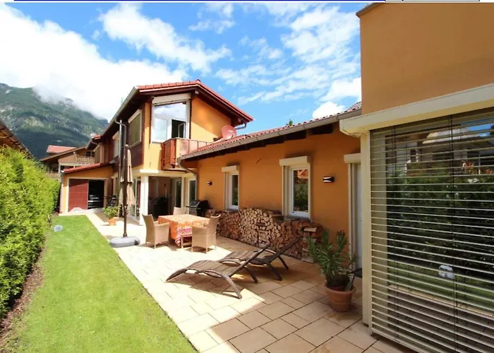 Alpine Escape With Mountain View Дом отдыха