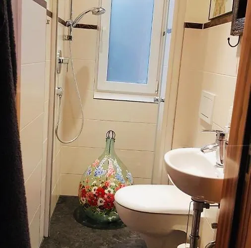 Дом отдыха Alpine Escape With Mountain View Гармиш-Партенкирхен