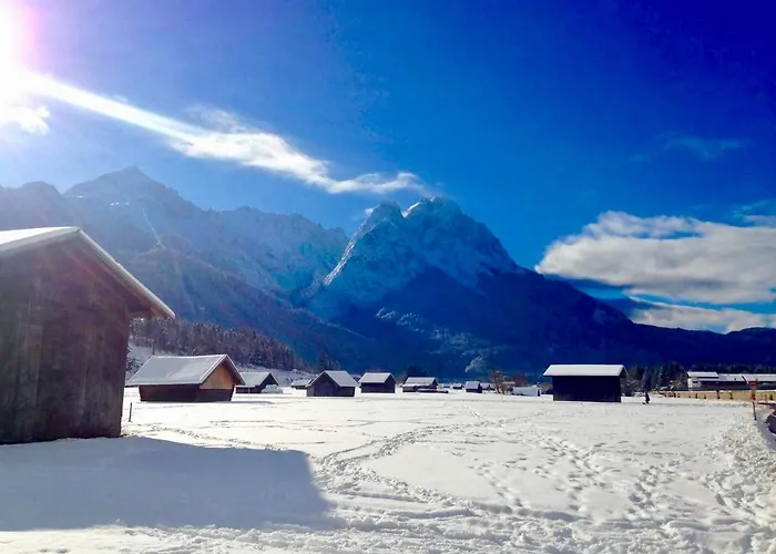 Дом отдыха Alpine Escape With Mountain View