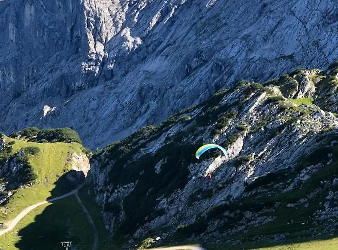 Дом отдыха Alpine Escape With Mountain View *