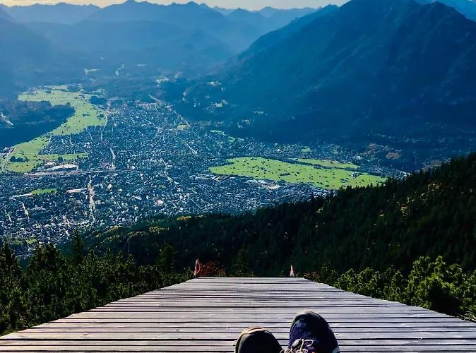 Alpine Escape With Mountain View * Гармиш-Партенкирхен